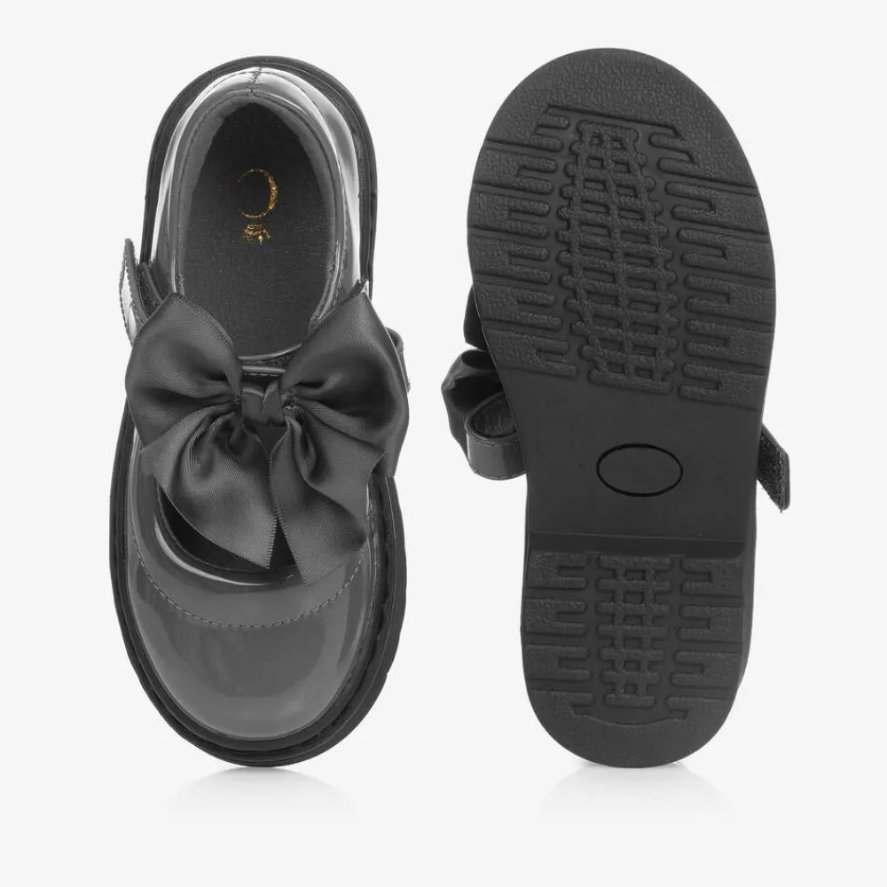 Caramelo Kids School Shoes*Girls Grey Patent Bow Shoes